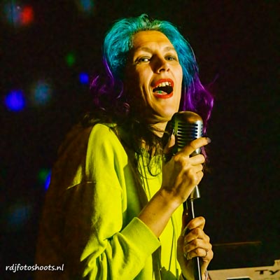show - tamara